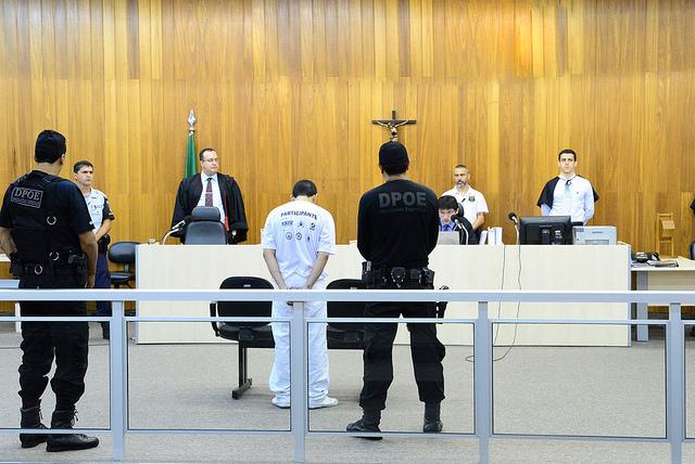 Legenda Réu recebendo sentença em Tribunal do Juri de Brasília. FOTO: Marcia Foizer/Estação Um/TJDFT