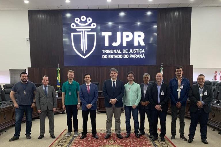 TJPR apresenta estrutura de transmissão on-line para comitiva do TJMG