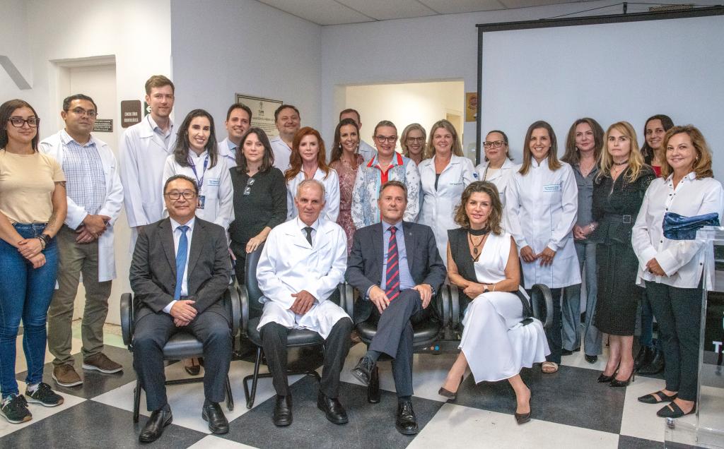 TJPR homenageia profissionais da saúde do Centro de Assistência Médica e Social