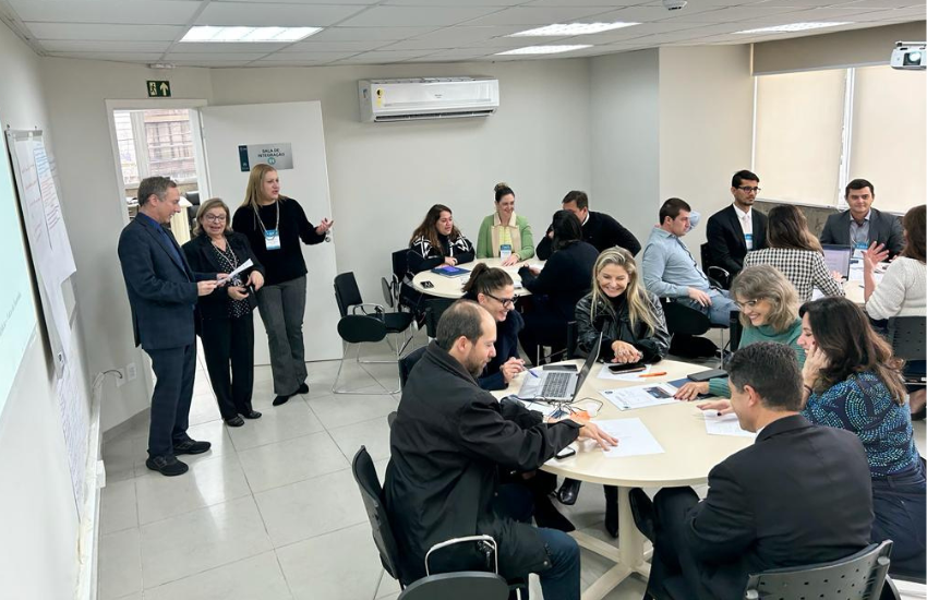 Ejud-PR realiza curso de formação de formadores da Enfam e Renejum