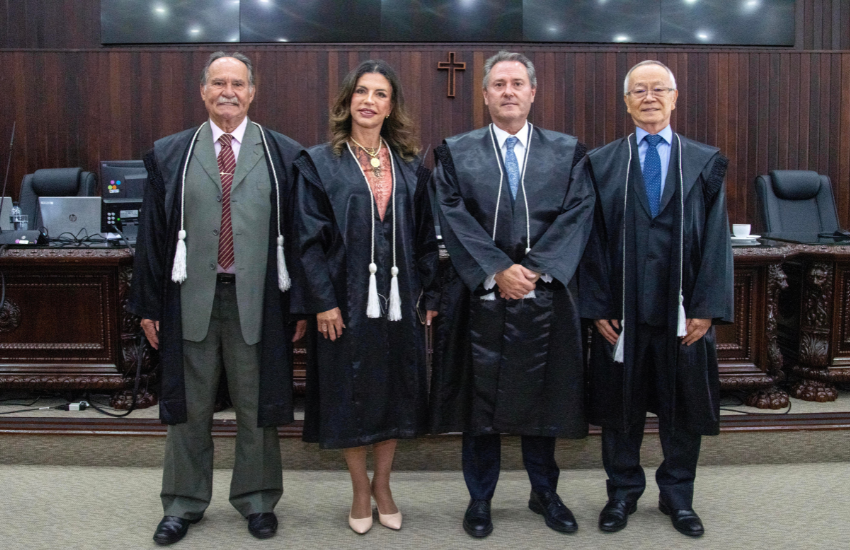 Desembargadores José Carlos Dalacqua e Shiroshi Yendo são homenageados pelo TJPR